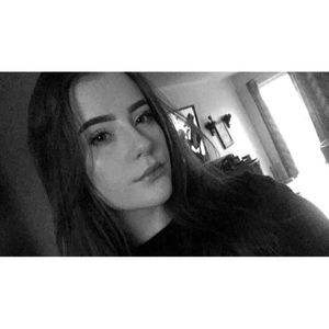 Meet your Posher, Sara lynn